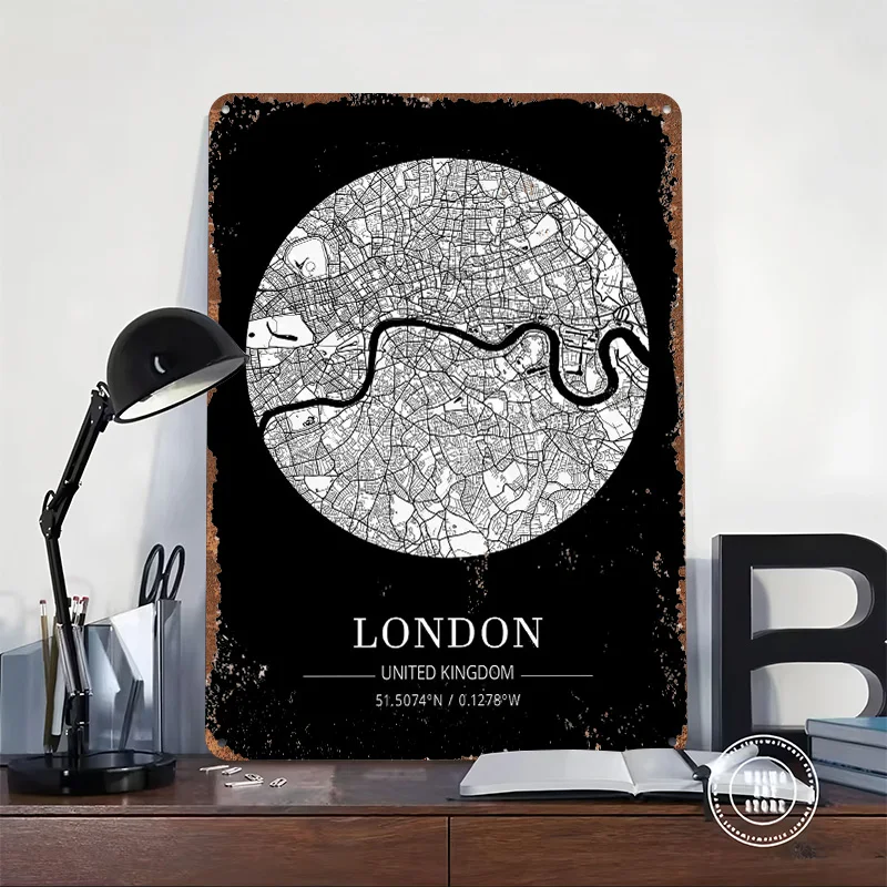 Targa in Latta con Mappa di Lo - Retro Gaming In London recensione e prezzo
