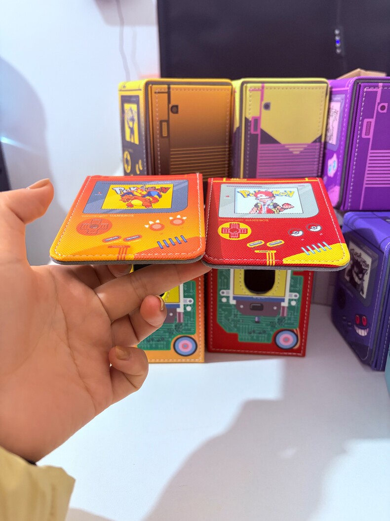 Scatola porta carte Pokémon Ps - Retro Gaming Expo recensione e prezzo