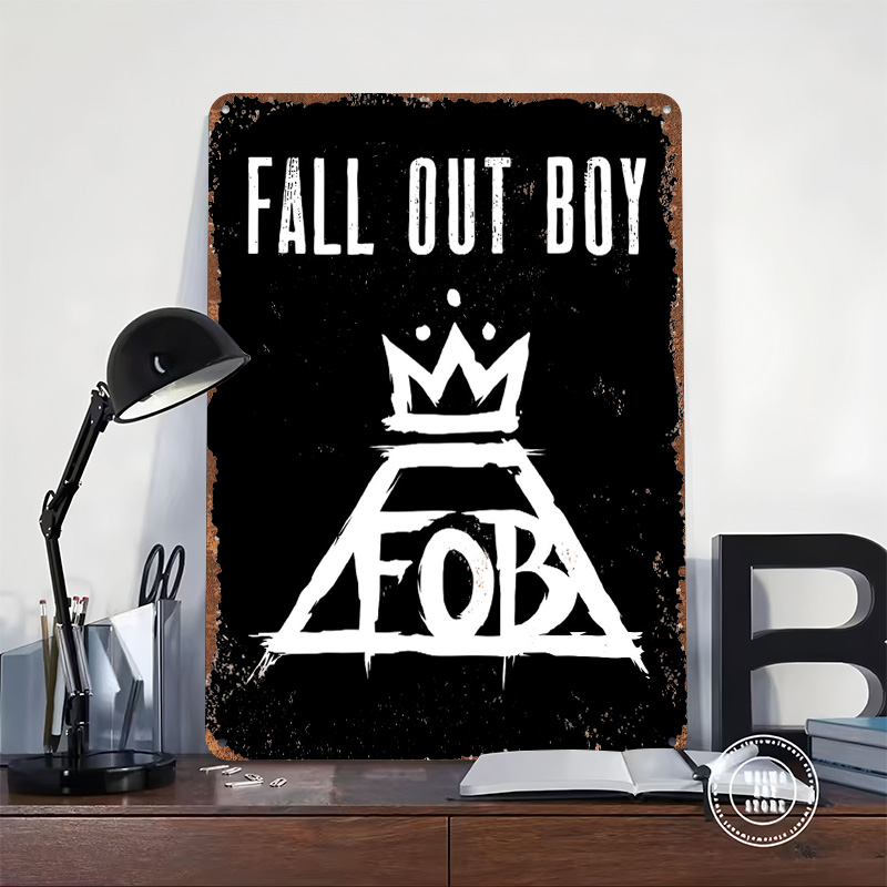 Targa in Latta Fall Out Boy, P - Retro Gaming Bar recensione e prezzo