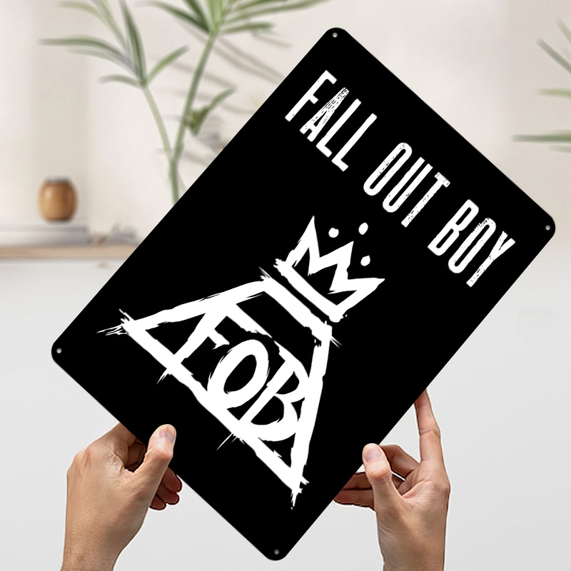 Targa in Latta Fall Out Boy, P - Retro Gaming Bar recensione e prezzo